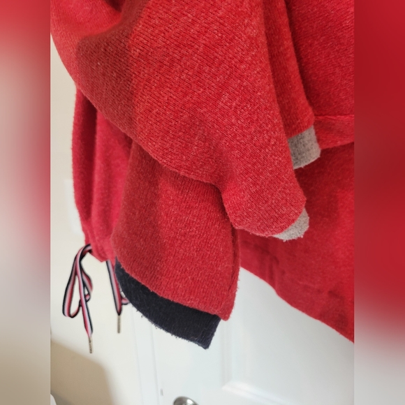 Woman's Tommy Hilfiger Signature Red Sweatsuit - Picture 5 of 9